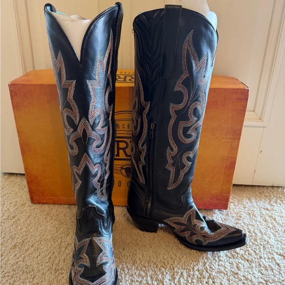Corral Black Leather Western Boot with Burnished Leather Sole
